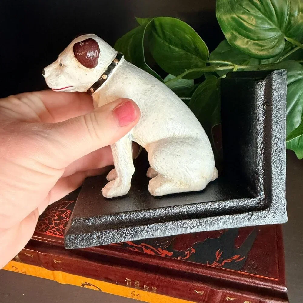 Unbranded understated cast ivory
